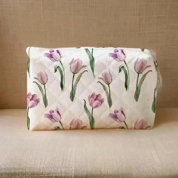 Floral Tulip Print Quilted Makeup Pouch - Picture 2 of 8